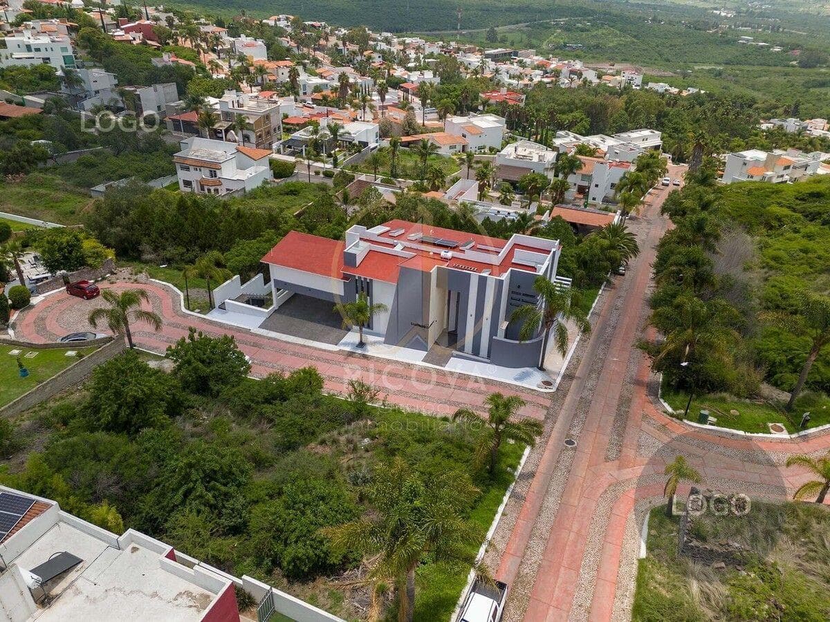 Beautiful House for Sale in Vista Real, Corregidora, Querétaro