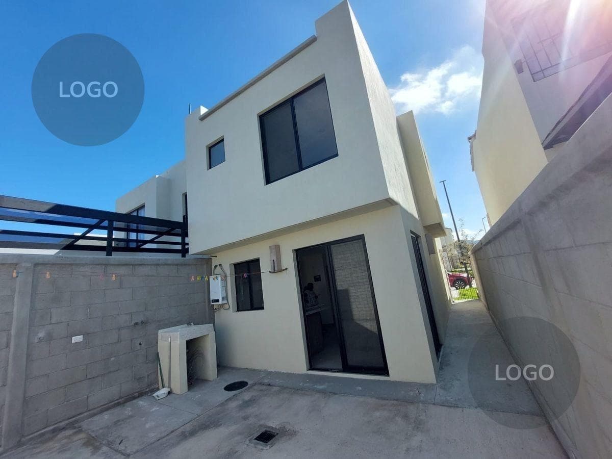 HOUSE FOR SALE IN CAPITAL SUR