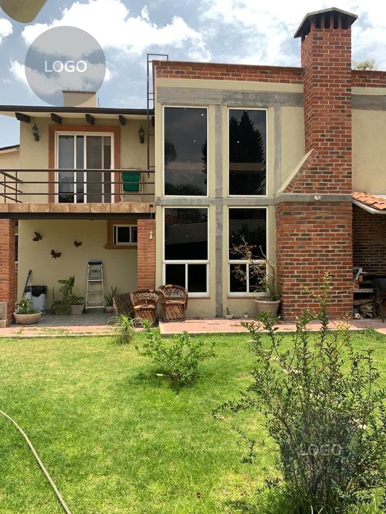 BEAUTIFUL HOUSE IN JURICA