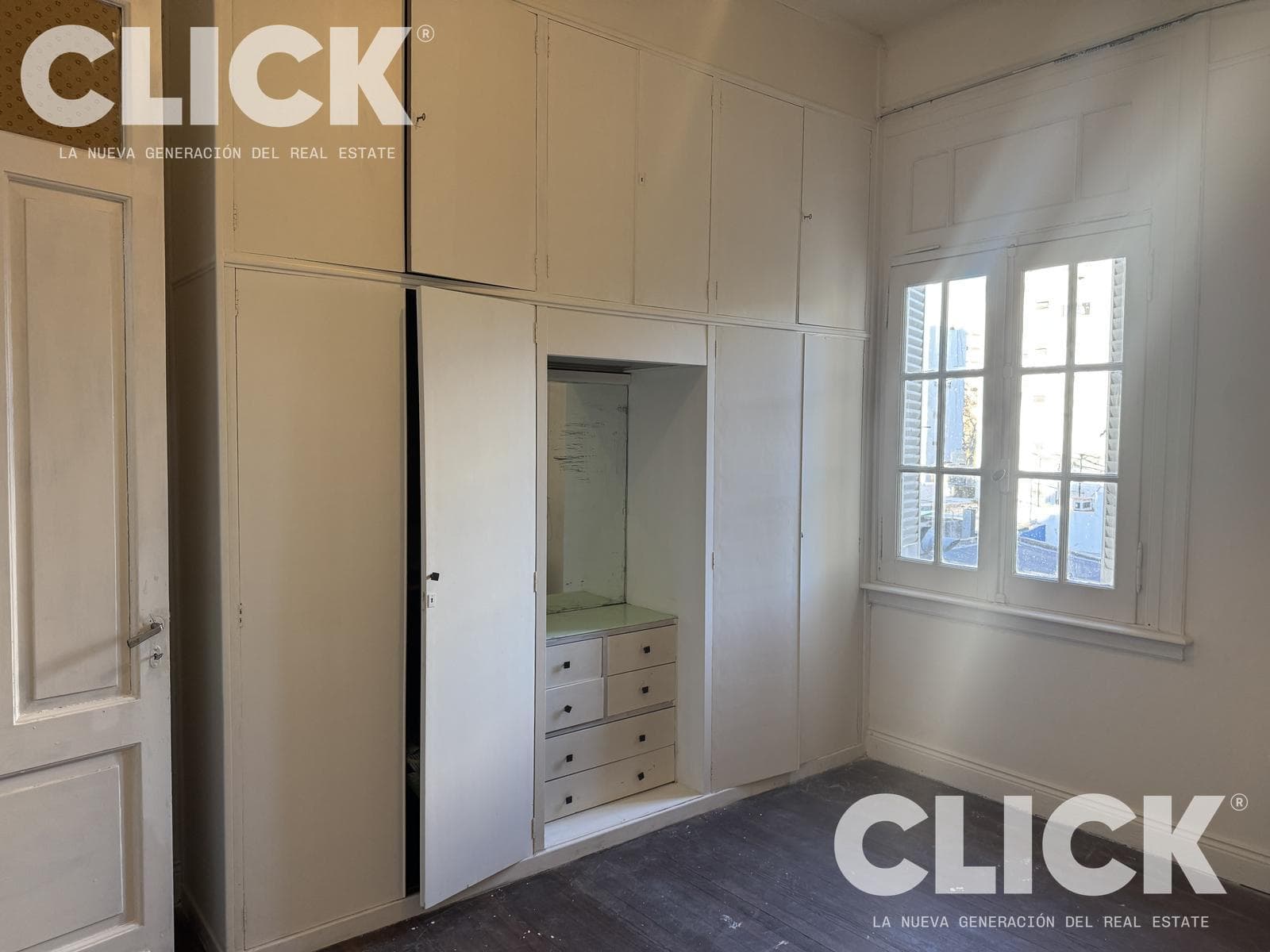 FOR SALE – 4 ROOMS – QUALIFIES FOR MORTGAGE – HISTORIC BUILDING – CONGRESO