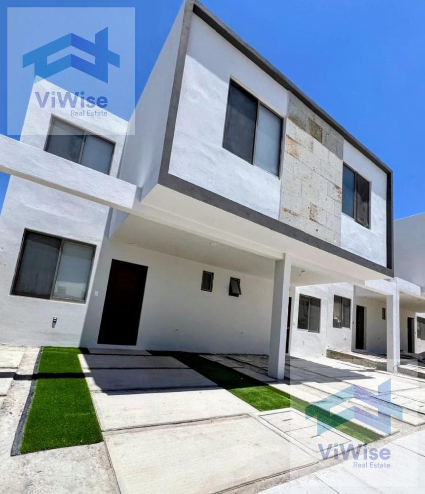 NEW HOME FOR SALE VERY CLOSE TO PEÑAFLOR BLVD.
