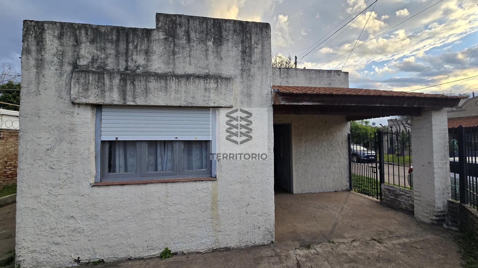 OPPORTUNITY: House for sale in Cañuelas^a—needs renovation