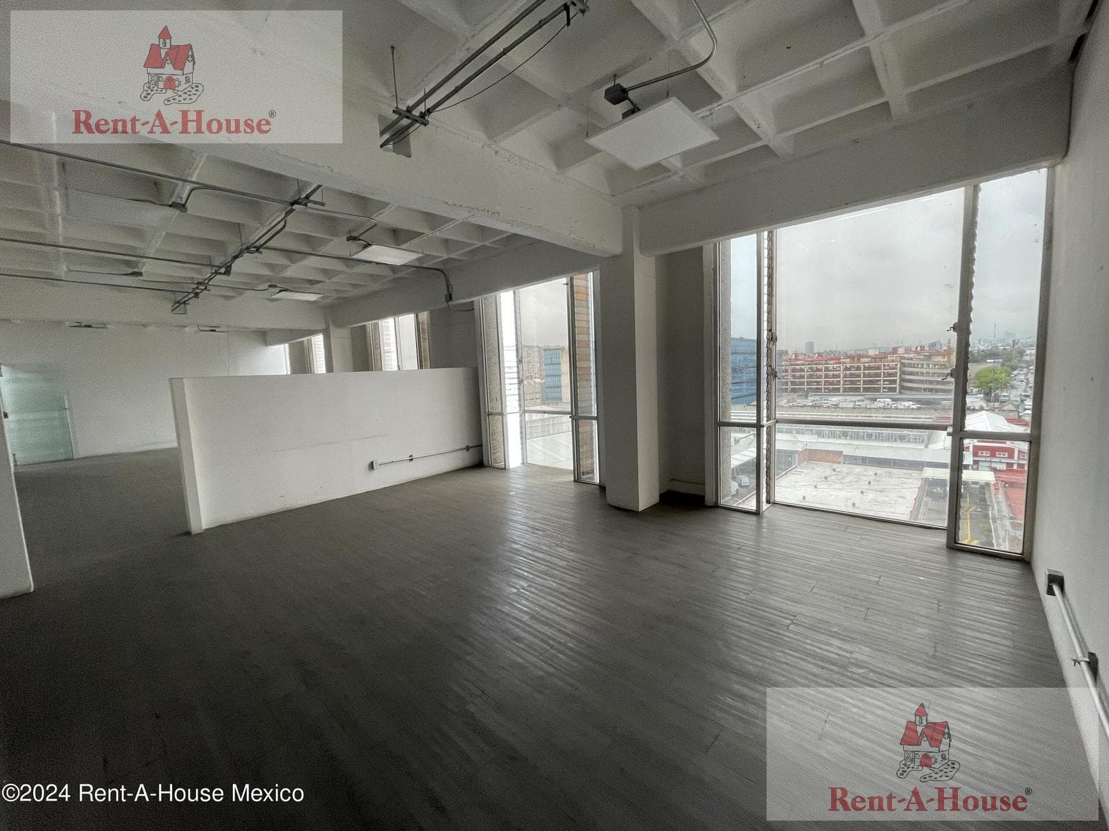 Office for Rent in Miguel Hidalgo, Argentina Poniente, RT 26-3307.