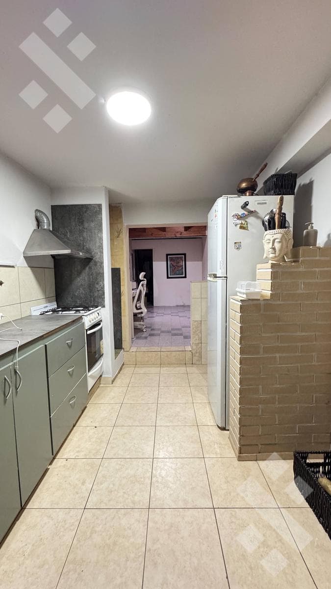 3-BEDROOM HOUSE + COMMERCIAL SPACE FOR SALE - NEUQUÉN