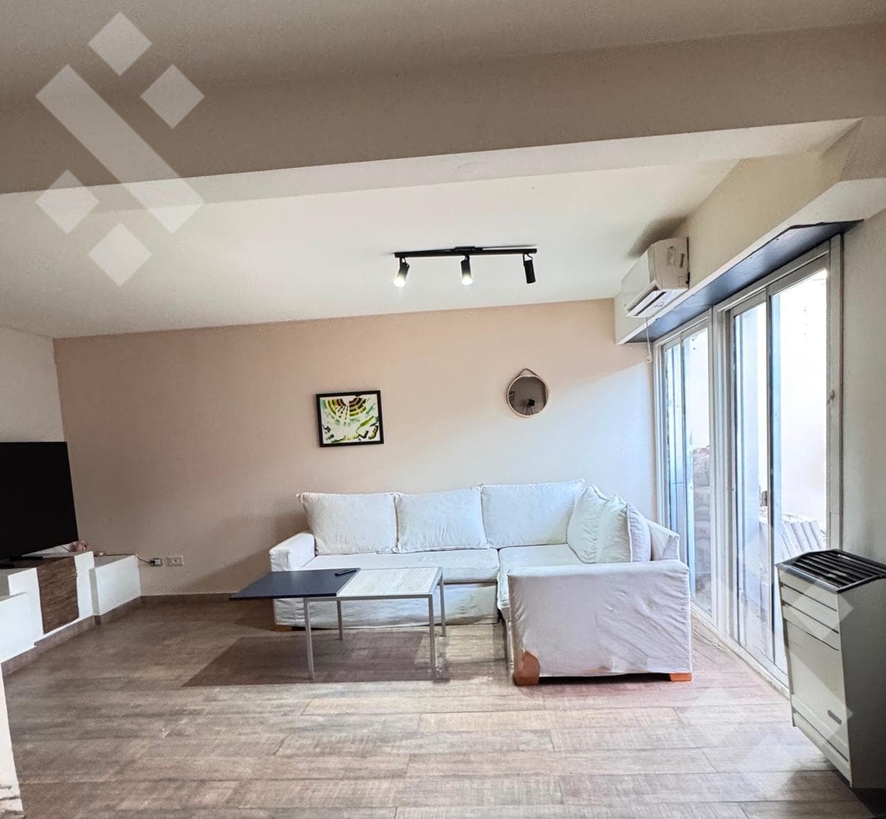 3-BEDROOM HOUSE + COMMERCIAL SPACE FOR SALE - NEUQUÉN