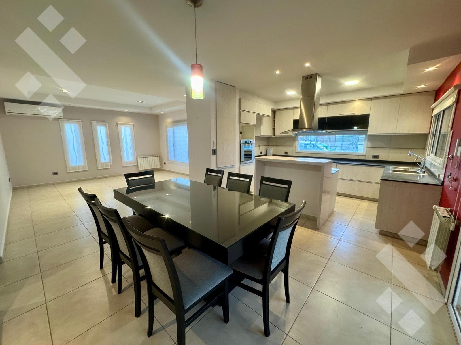 4-Bedroom House for Sale in Fernandez Oro