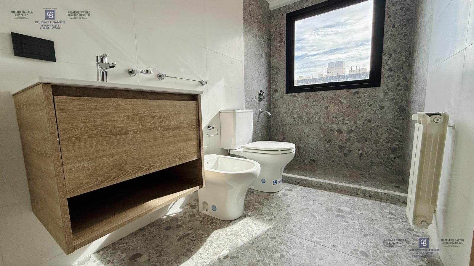 Penthouse | 4 rooms | With a terrace and private grill