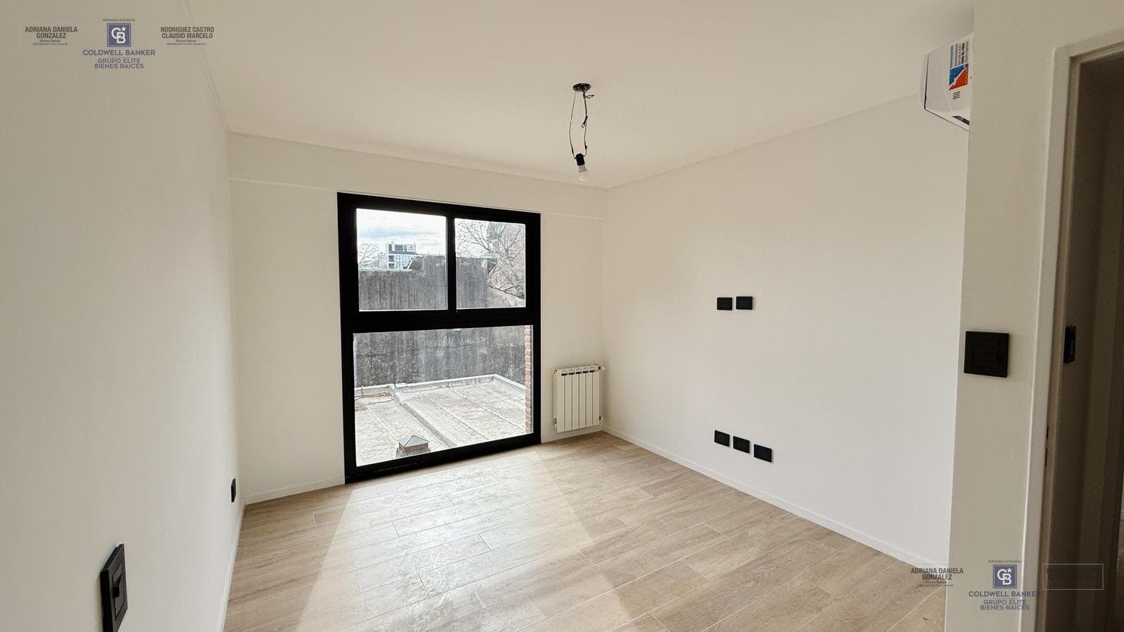 Penthouse | 4 rooms | With a terrace and private grill