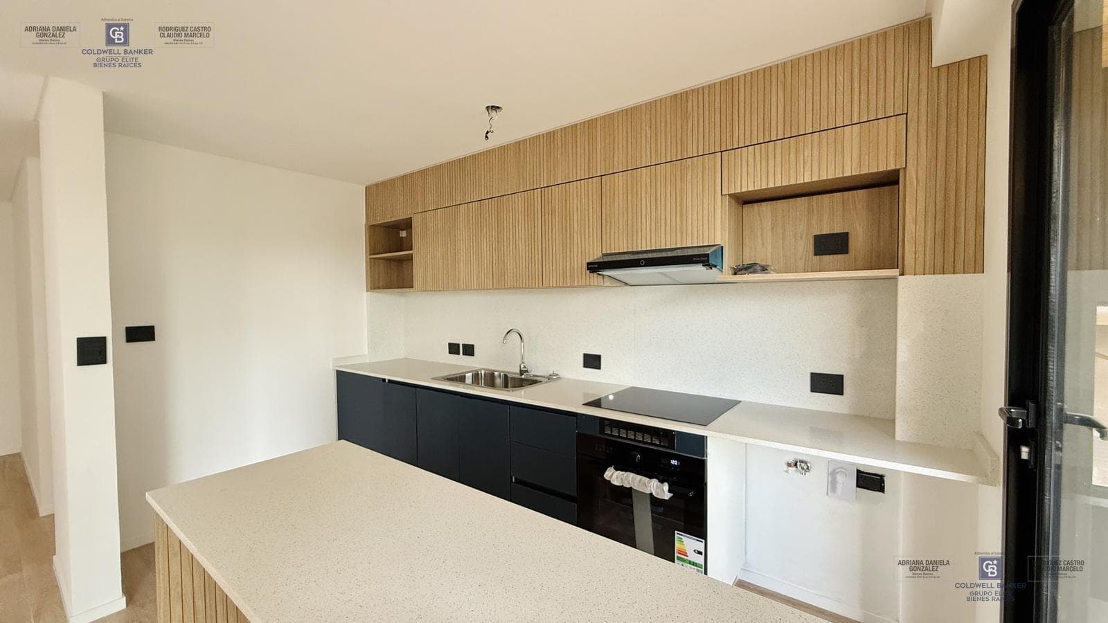 Penthouse | 4 rooms | With a terrace and private grill