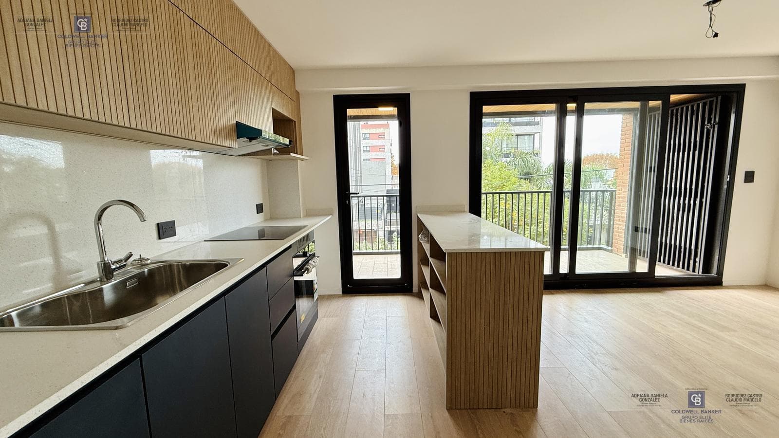 Penthouse | 4 rooms | With a terrace and private grill