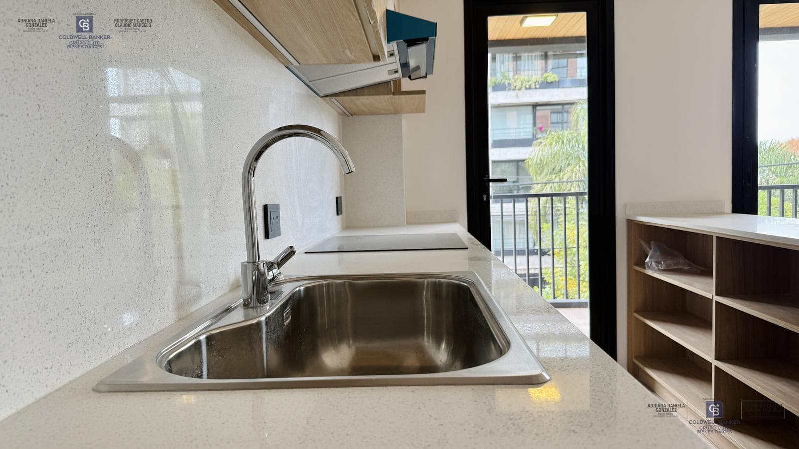 Penthouse | 4 rooms | With a terrace and private grill