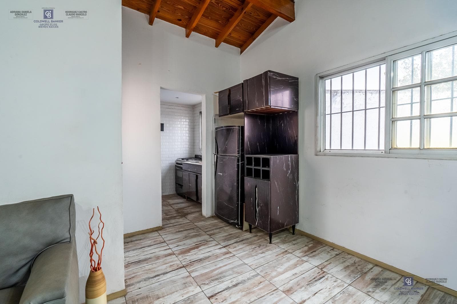 HOUSE FOR SALE IN REMEDIOS DE ESCALADA