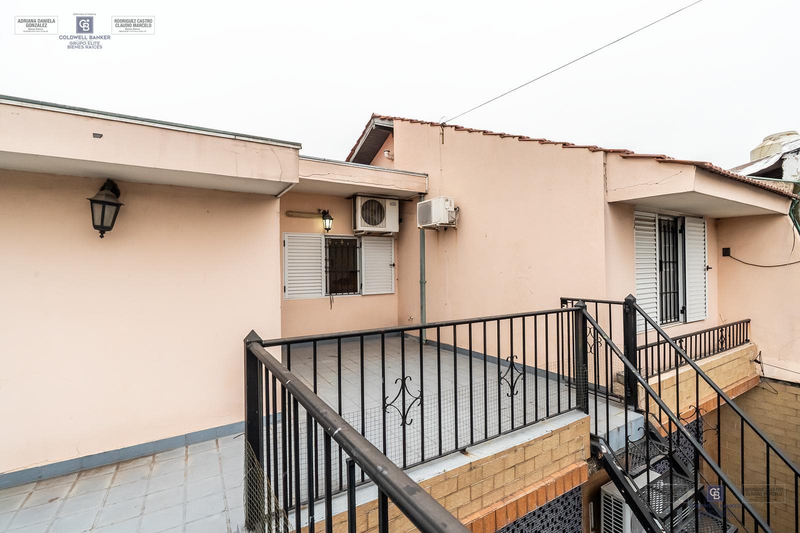 HOUSE FOR SALE IN REMEDIOS DE ESCALADA