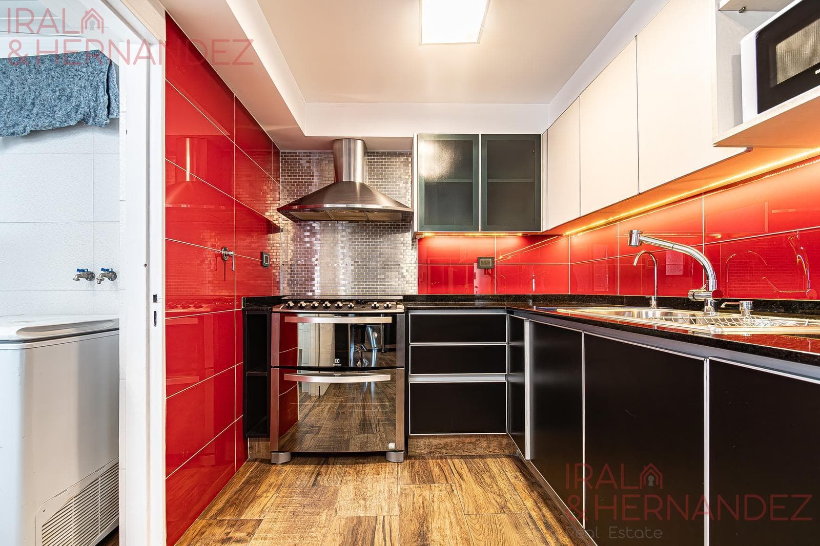 3-Bedroom Apartment for Sale with Garage - Renovated - Caballito
