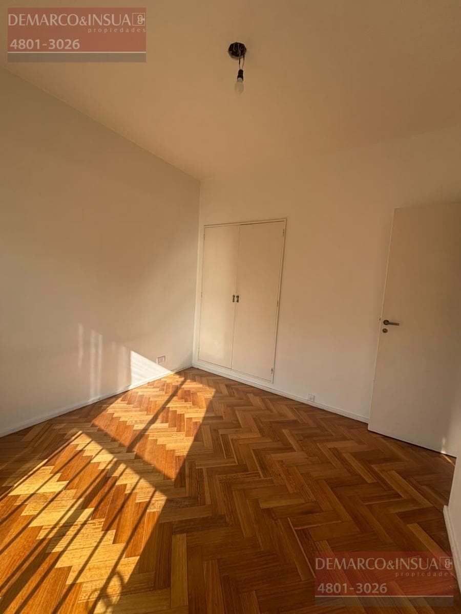 3-Bedroom Apartment for Rent on a Main Street in Recoleta