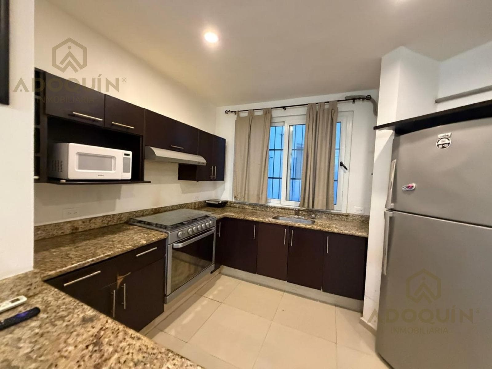 Apartment for Rent: 2 bedrooms, 2 bathrooms, pool, City Hall, Playa del Carmen Downtown