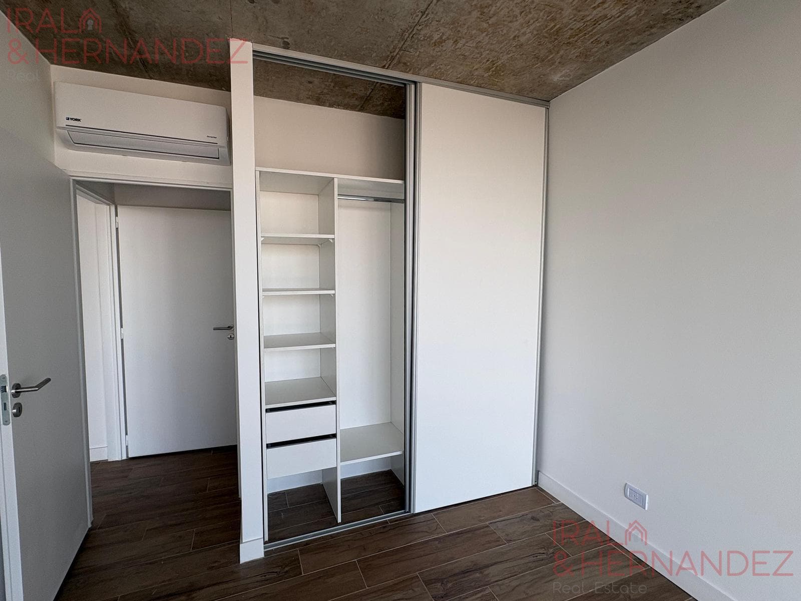 Departamento en Venta en Terrazas de Santa María