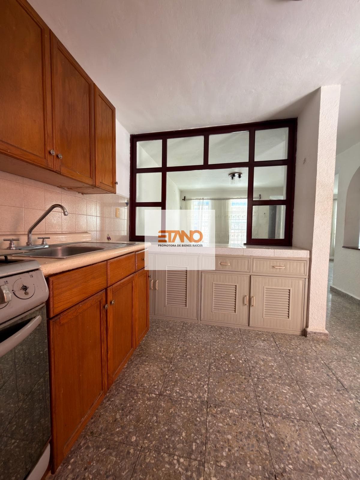 House for SALE in Cancún on Av. Luna and Kohunlich
