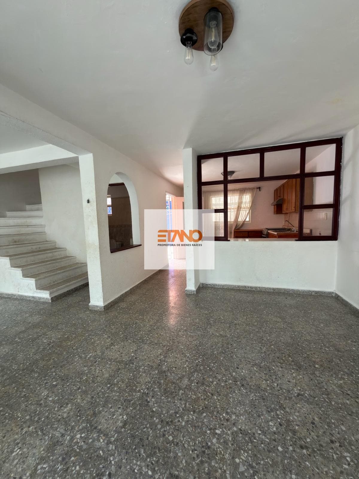 House for SALE in Cancún on Av. Luna and Kohunlich