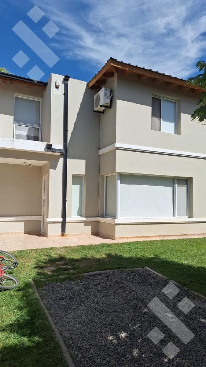 FOR SALE: 3-Bedroom Duplex in the El Maiten Gated Community, Neuquén.