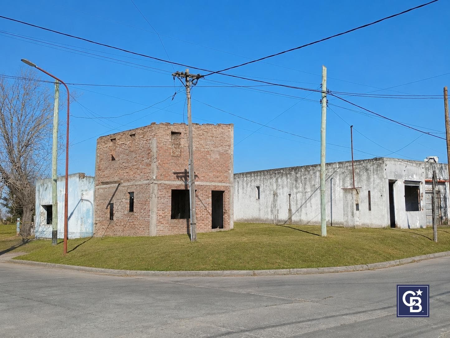 Corner lot for sale, ideal for a business or home, in Capilla del Señor, Exaltación de la Cruz