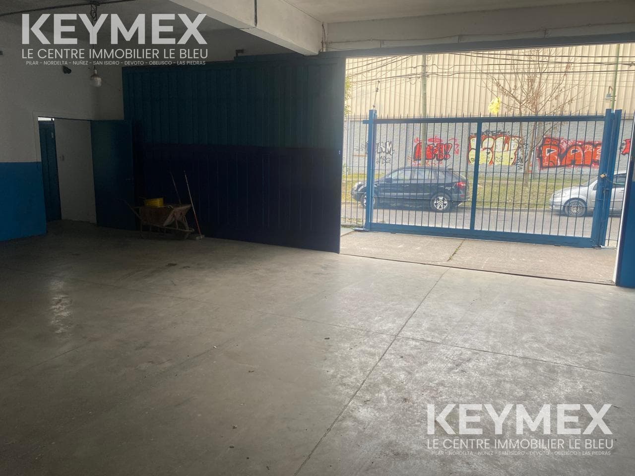 WAREHOUSE FOR RENT WITH OFFICE, CHANGING ROOM, KITCHEN, BECCAR-STYLE WORKSHOP