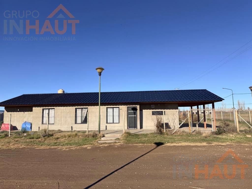 4-Bedroom House for Sale in Fernandez Oro—Credit-Eligible