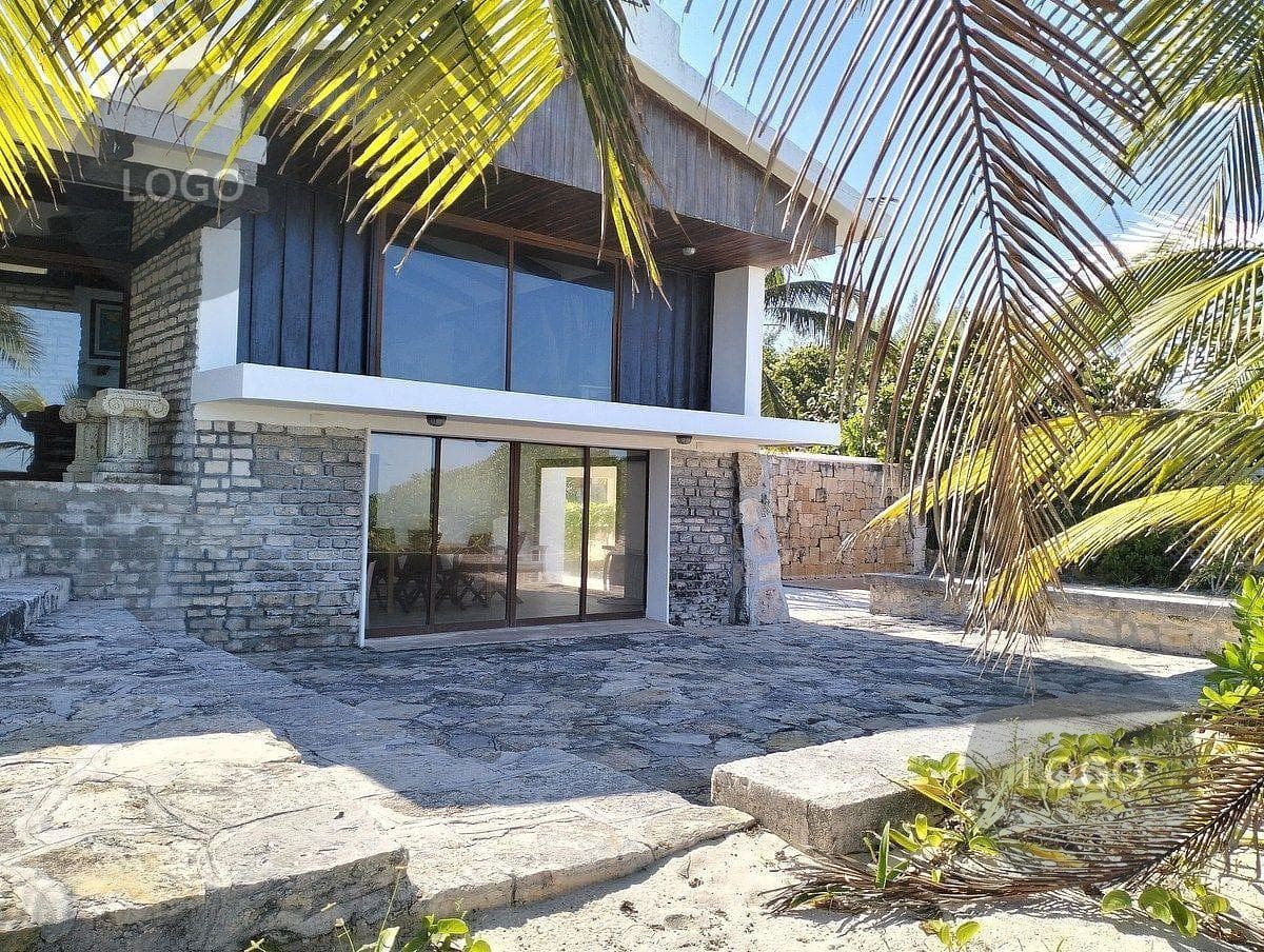 House for Sale in Chicxulub Puerto, Oceanfront