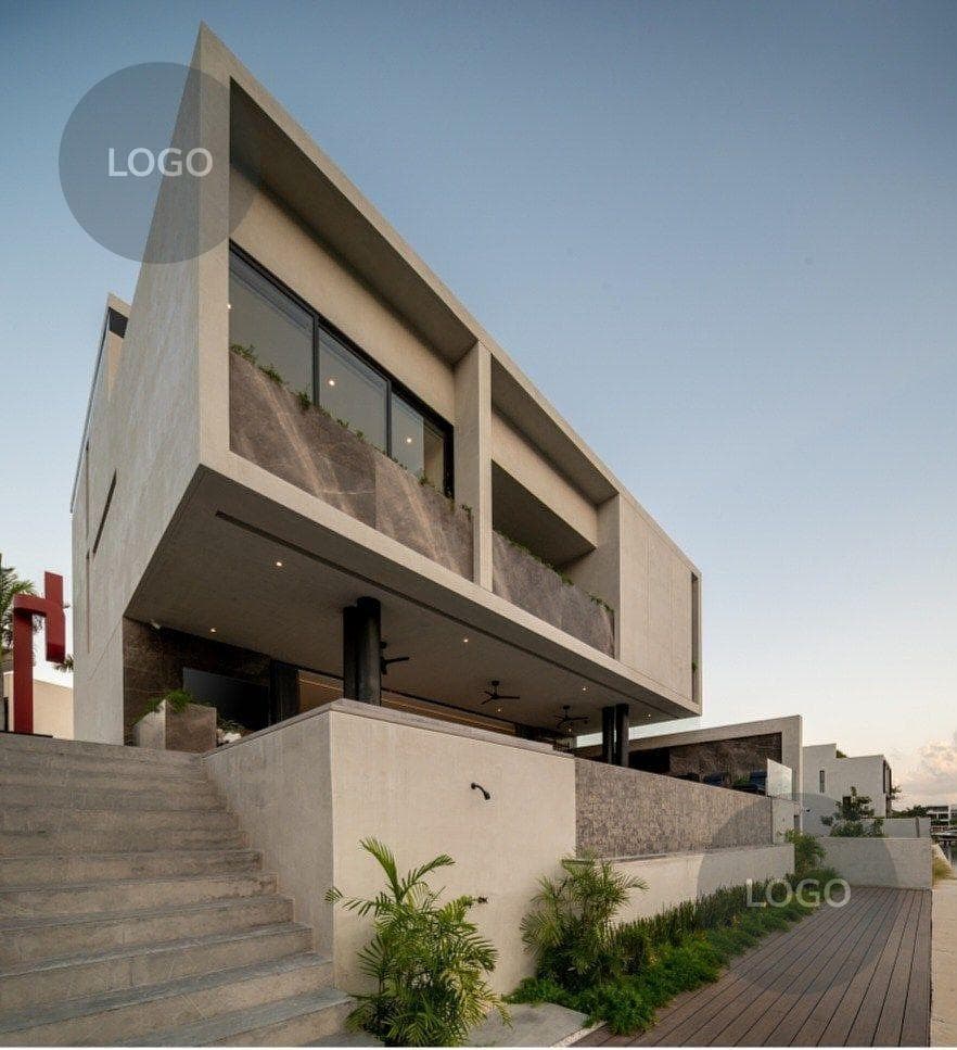 LUXURY HOME FOR SALE IN PUERTO CANCUN WITH A DOCK