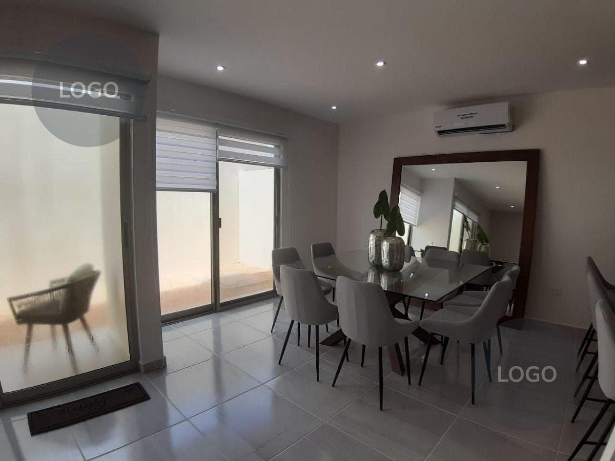 BEAUTIFUL HOUSE FOR SALE ON AV HUAYACAN IN CANCUN