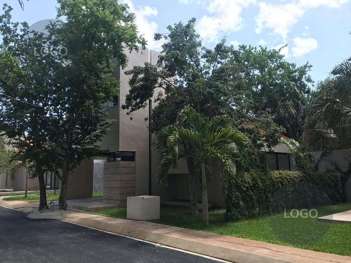 MODERN VILLAS FOR SALE IN A PRIVATE COMMUNITY IN COLONIA CHUBURNA, MÉRIDA
