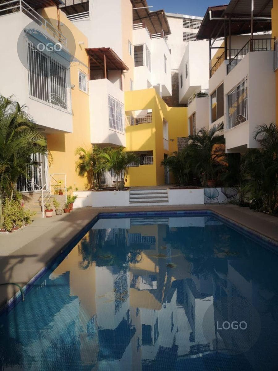 HOUSE FOR SALE IN ACAPULCO