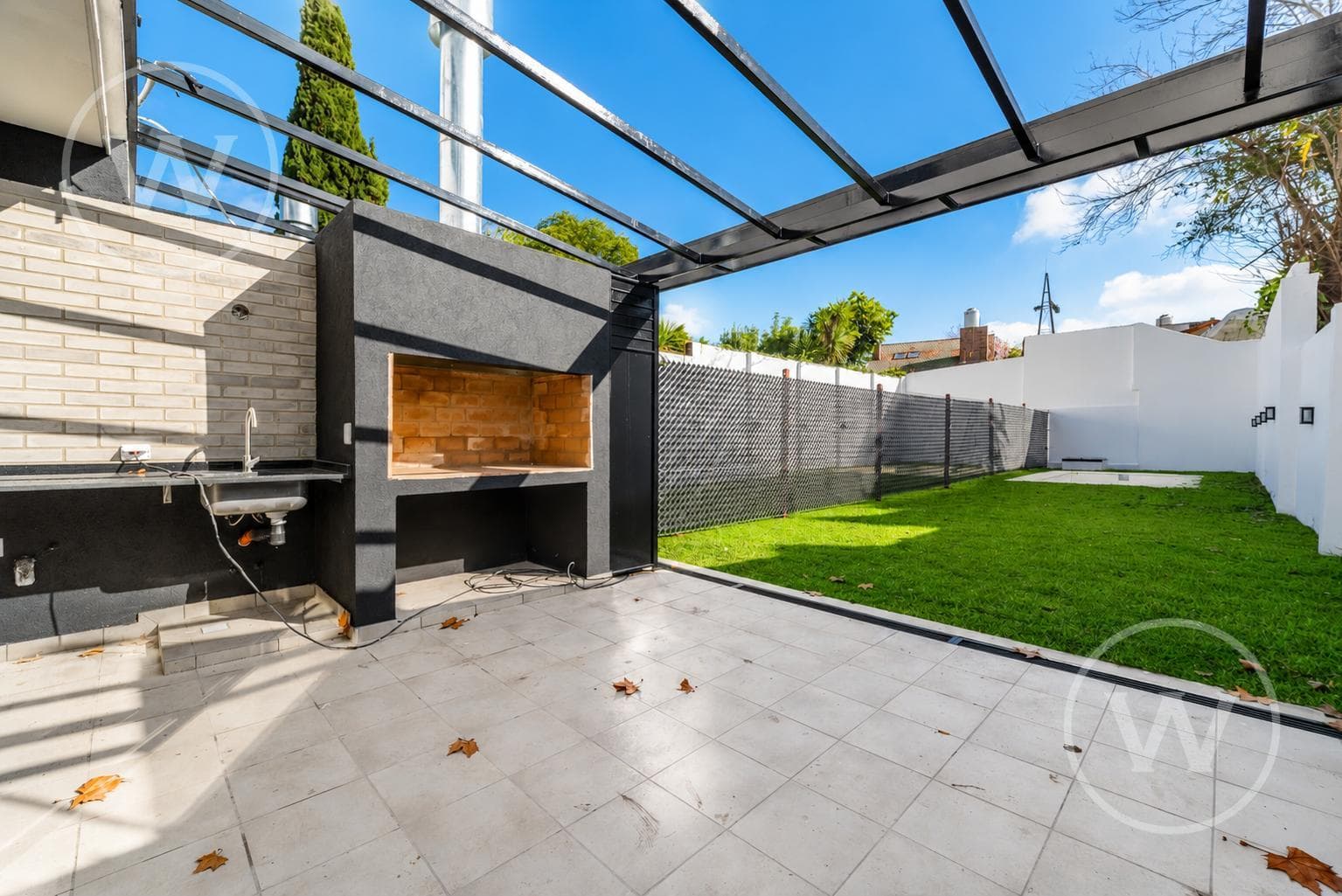 Brand-New Duplex with Garden, Pool, and Grill | Punta Chica, Victoria | For Sale