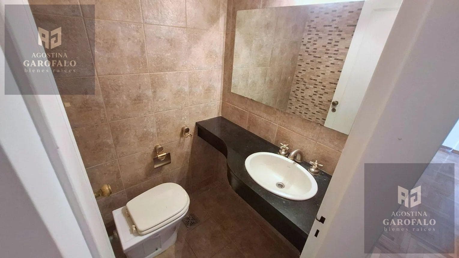 4-room apartment for sale, with a wrap-around balcony facing the front, parking space, and eligible for financing