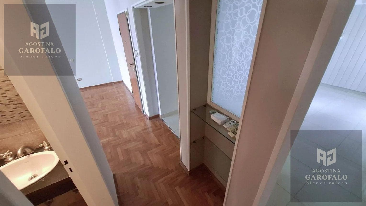 4-room apartment for sale, with a wrap-around balcony facing the front, parking space, and eligible for financing