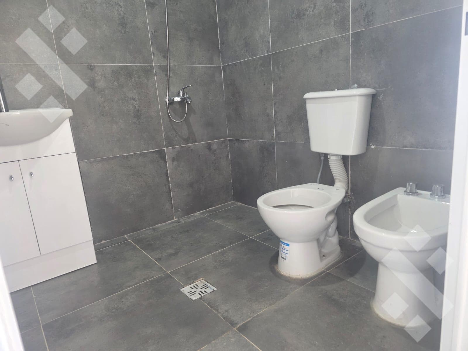 3 HOMES FOR SALE, LA JOYA SUBDIVISION, PLOTTIER