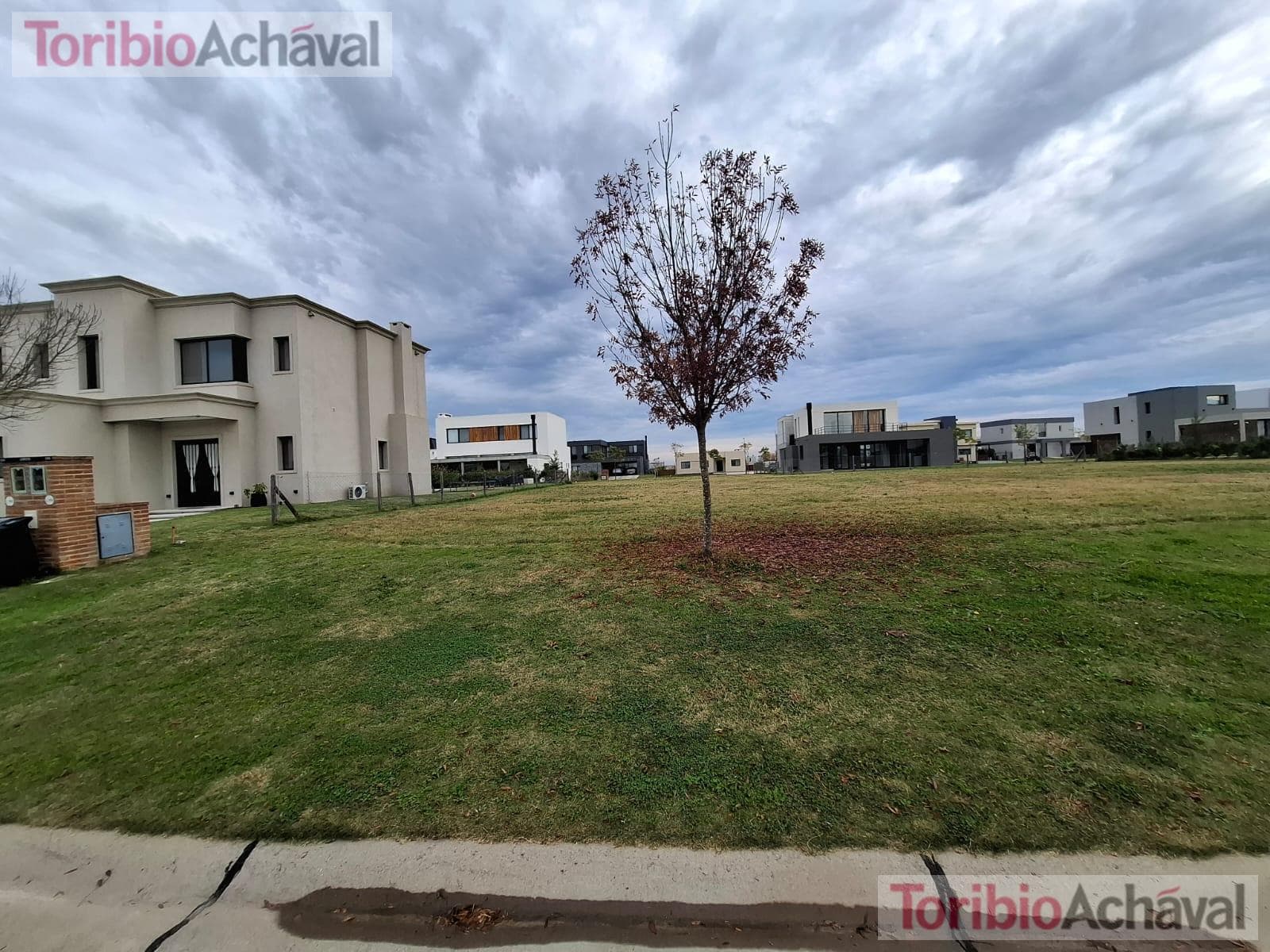 A Must-See Lot in the Riberas Neighborhood, Puentes