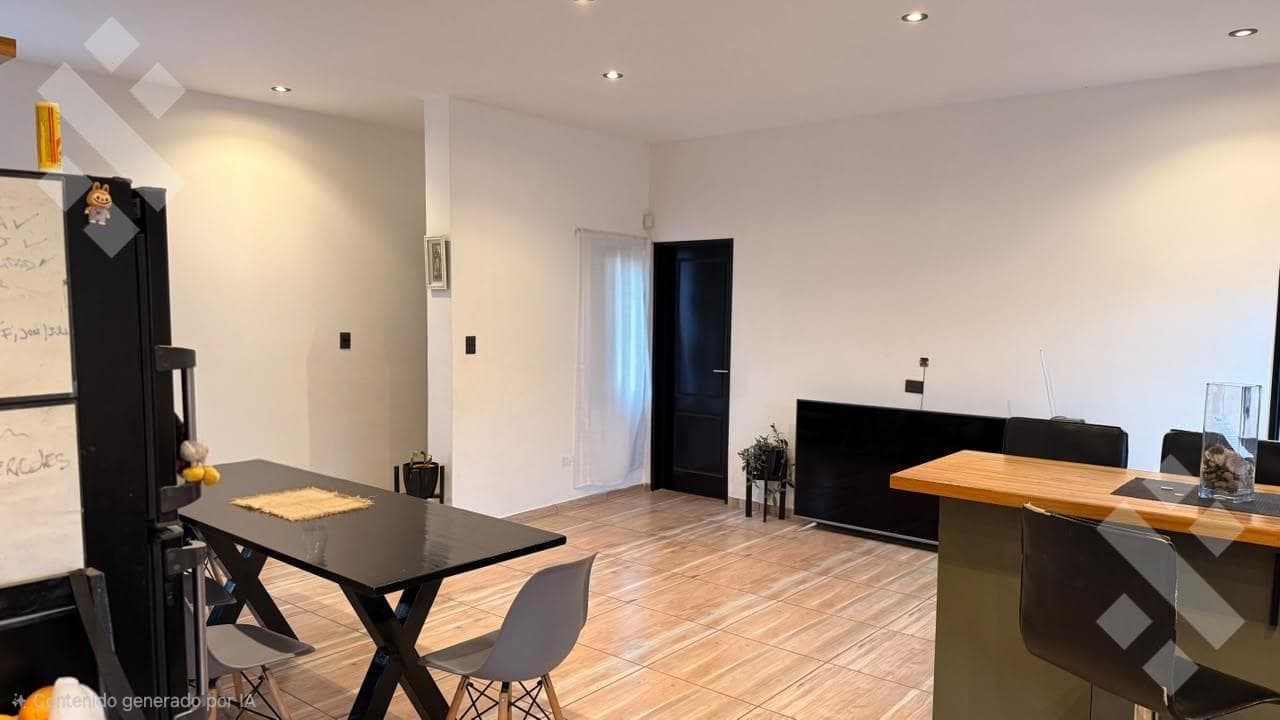 3-BEDROOM DUPLEX FOR SALE - LOS LIRIOS NEIGHBORHOOD, CIPOLLETI