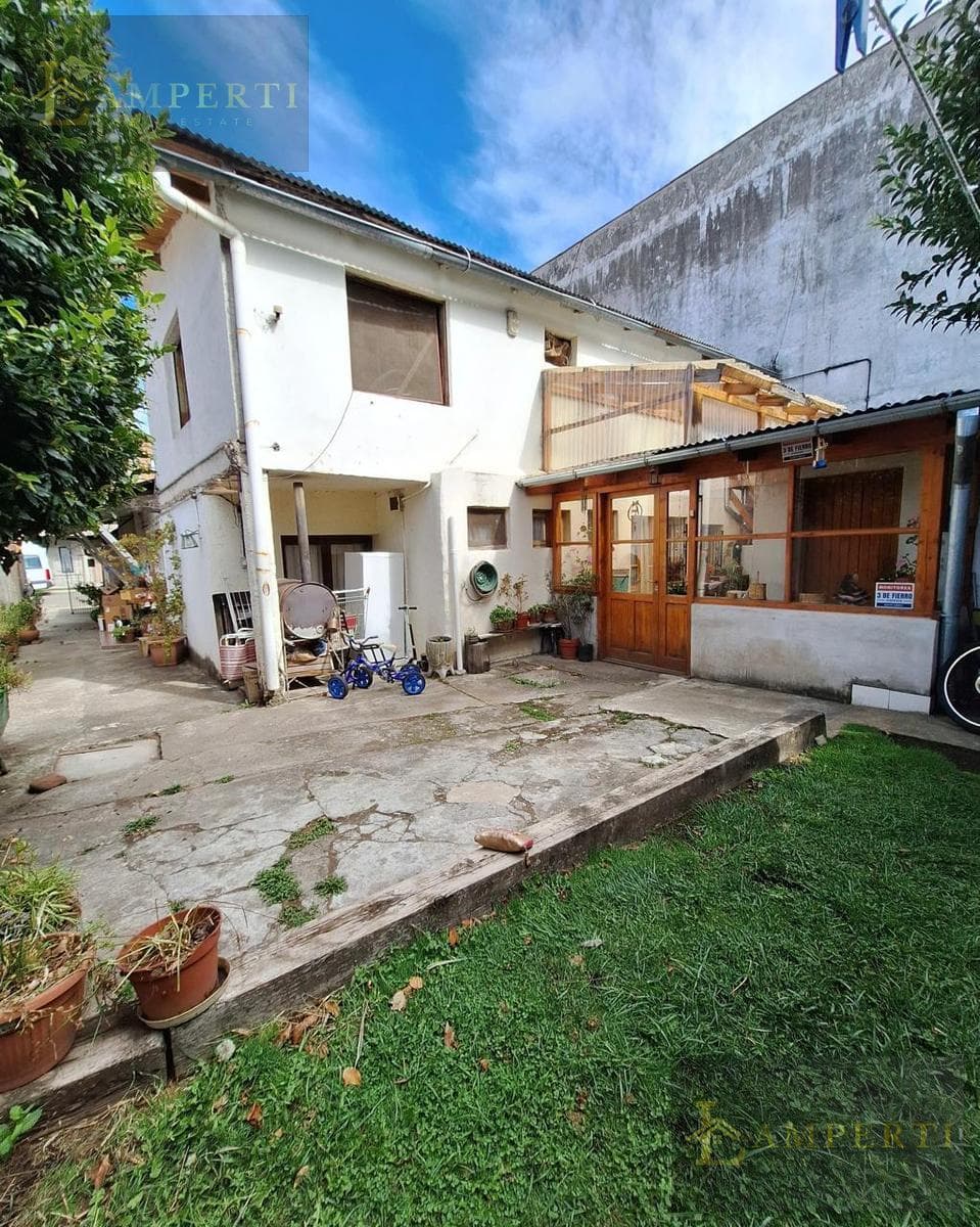 House at Rhode 750