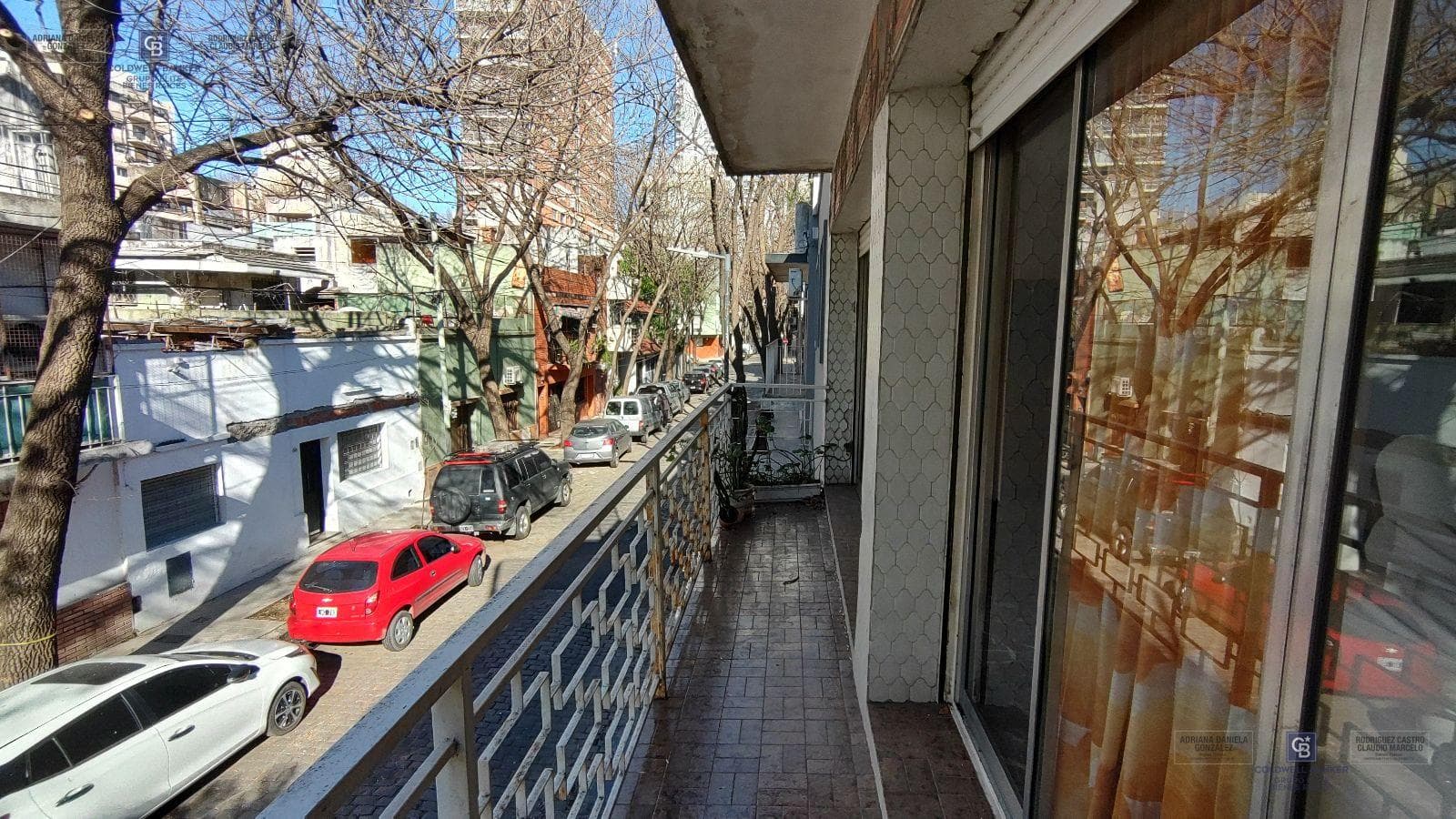 HOUSE FOR SALE: 8 ROOMS, BALCONY, TERRACE, OUTDOOR KITCHEN, AND GRILL IN CABALLITO