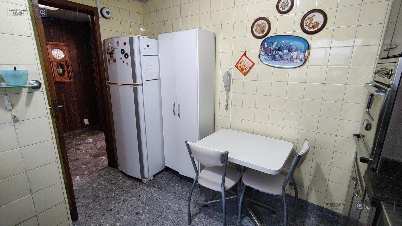 HOUSE FOR SALE: 8 ROOMS, BALCONY, TERRACE, OUTDOOR KITCHEN, AND GRILL IN CABALLITO