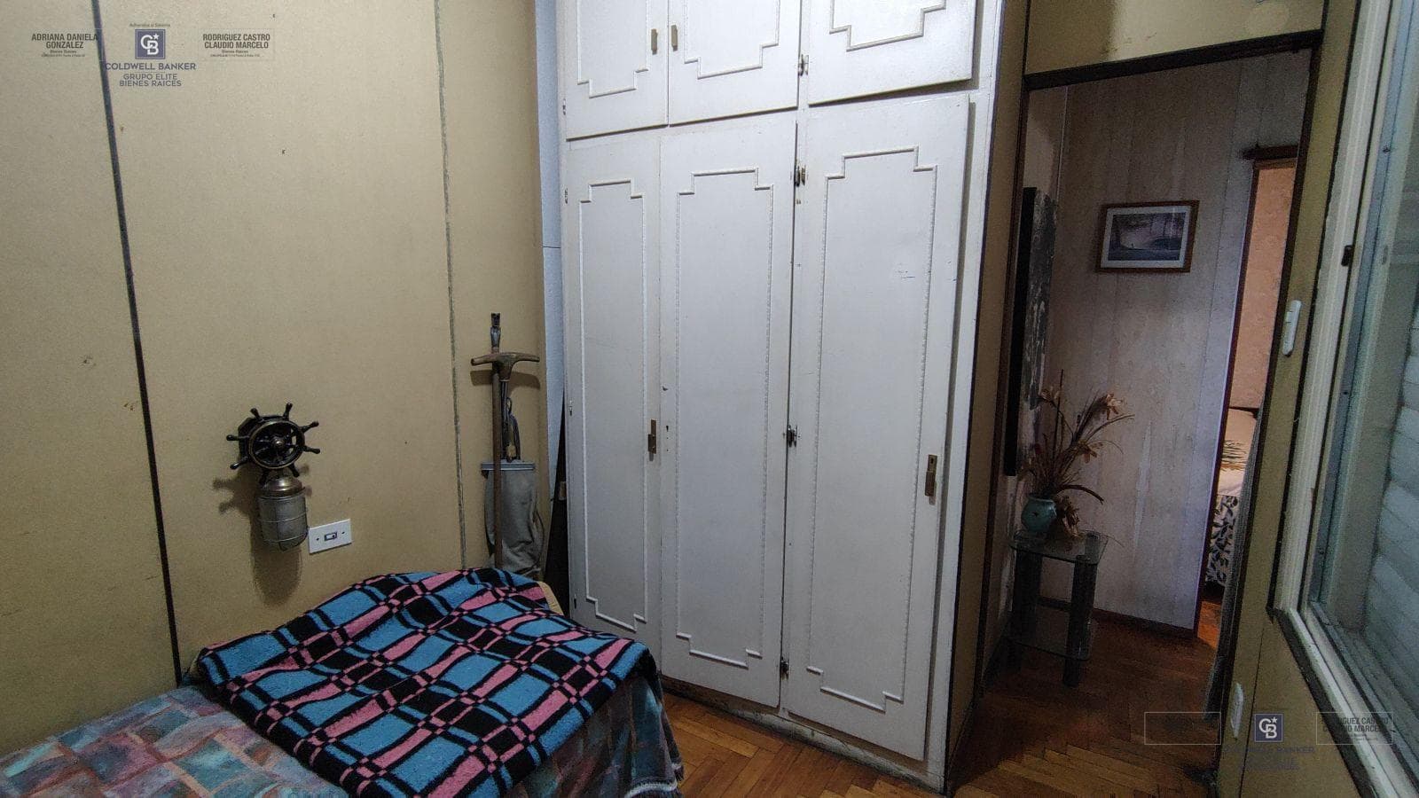 HOUSE FOR SALE: 8 ROOMS, BALCONY, TERRACE, OUTDOOR KITCHEN, AND GRILL IN CABALLITO