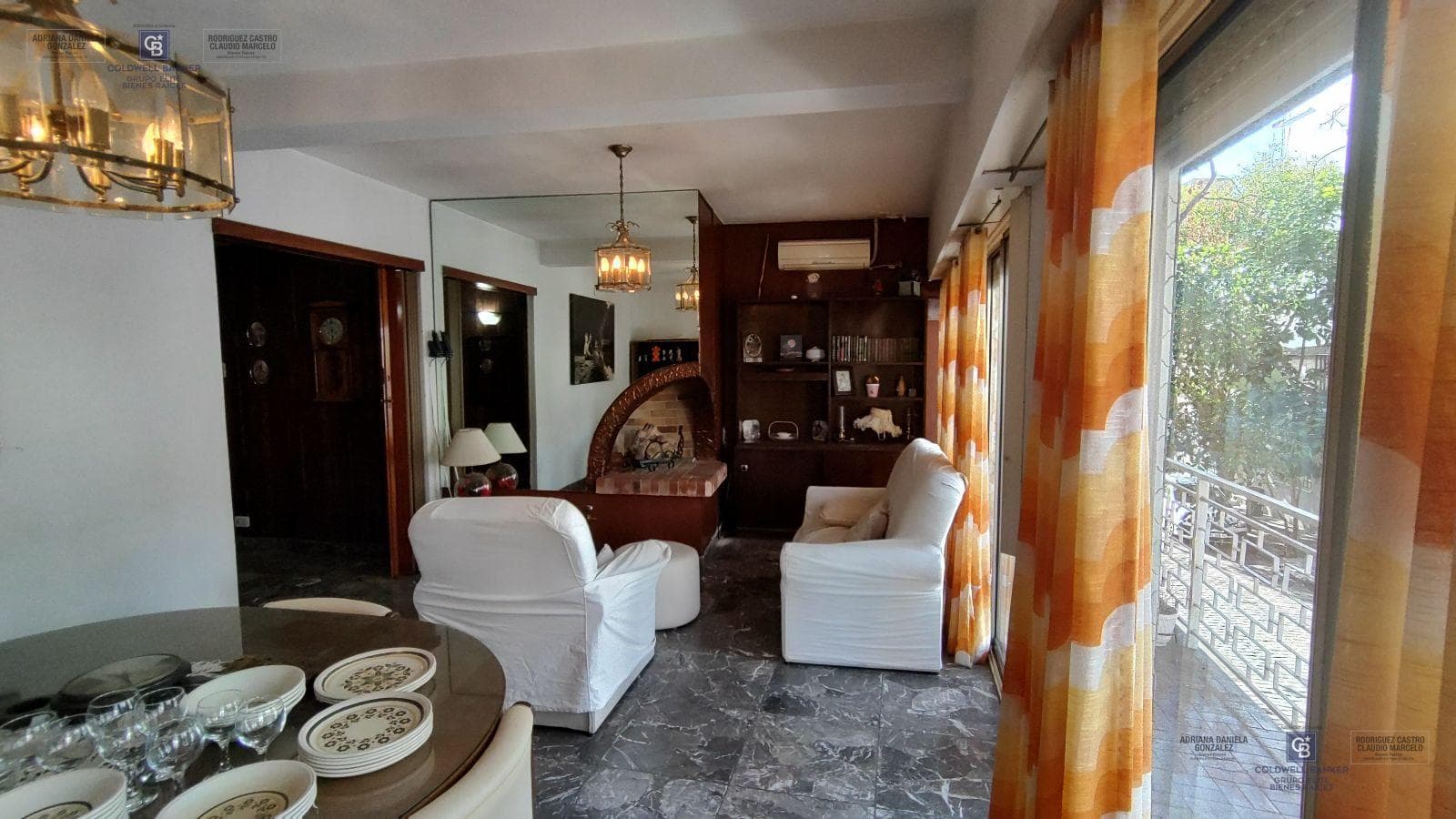 HOUSE FOR SALE: 8 ROOMS, BALCONY, TERRACE, OUTDOOR KITCHEN, AND GRILL IN CABALLITO