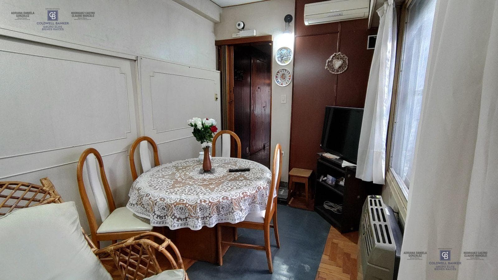 HOUSE FOR SALE: 8 ROOMS, BALCONY, TERRACE, OUTDOOR KITCHEN, AND GRILL IN CABALLITO