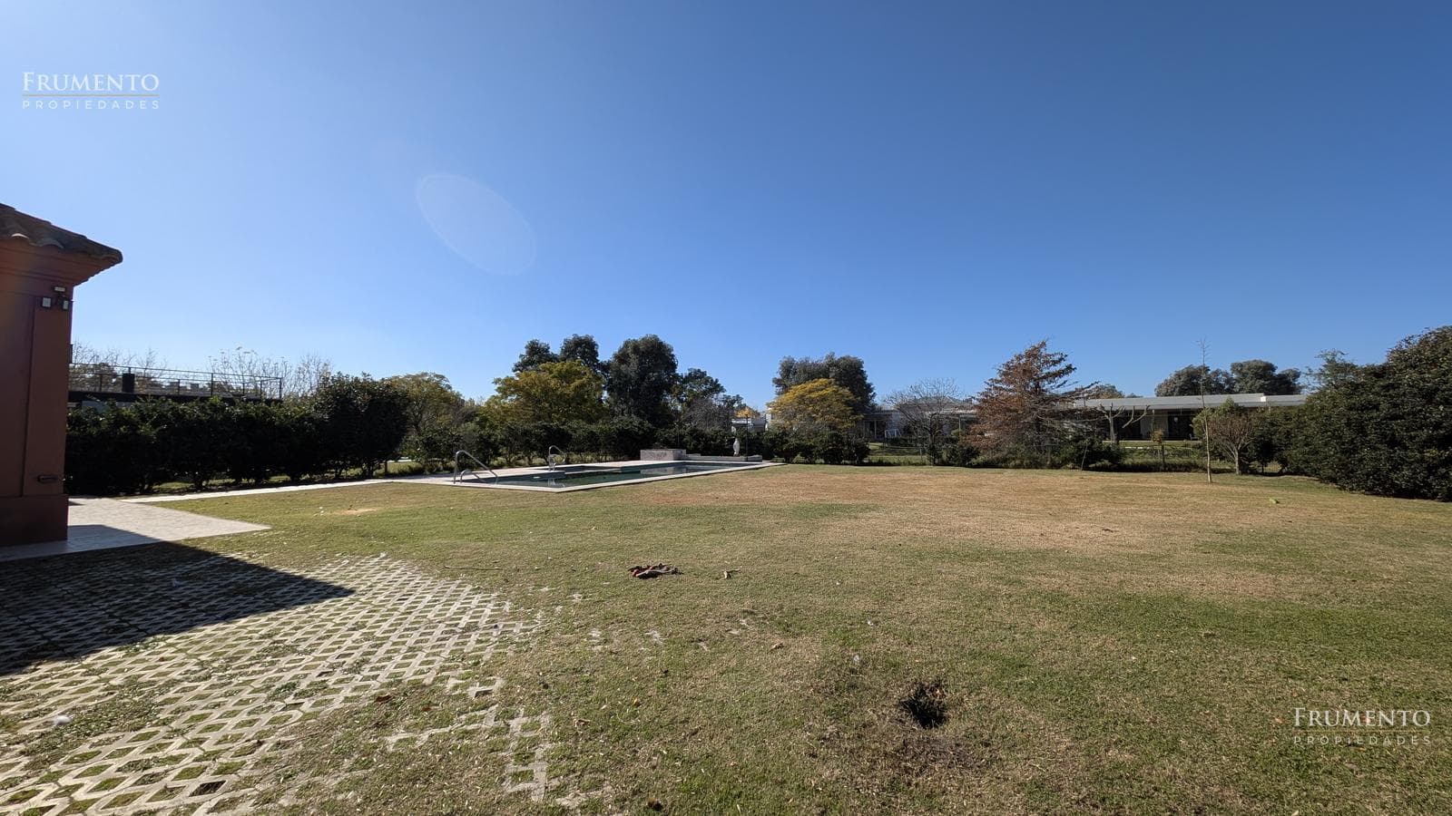 9-room house in Pilara, on a 1,500 m² lot