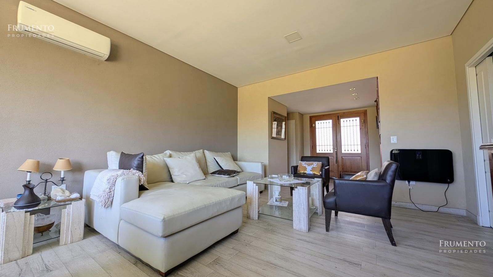 9-room house in Pilara, on a 1,500 m² lot