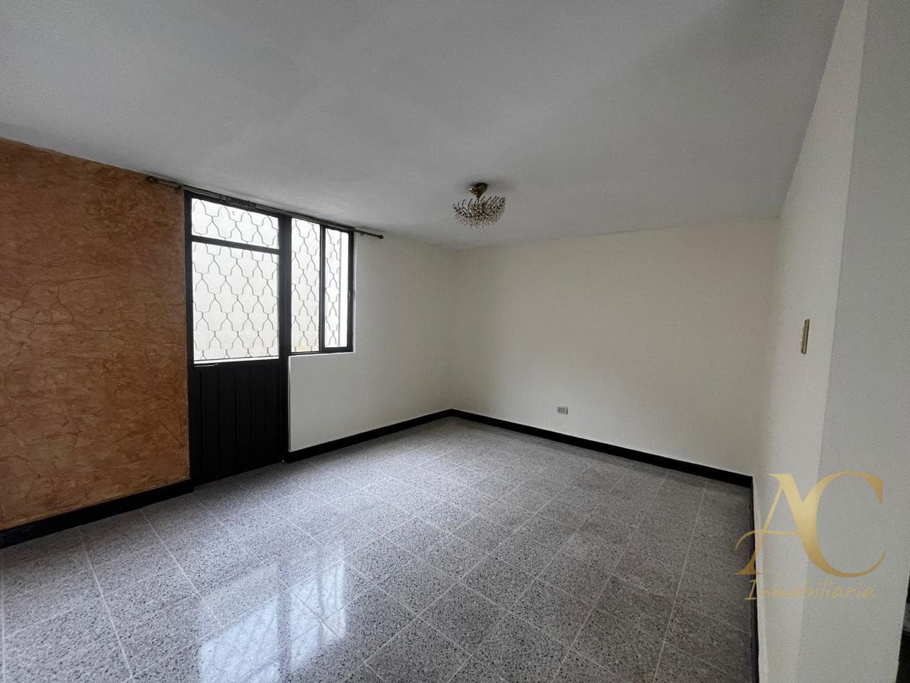 HOUSE FOR RENT IN MAYORAZGO EL PARAISO