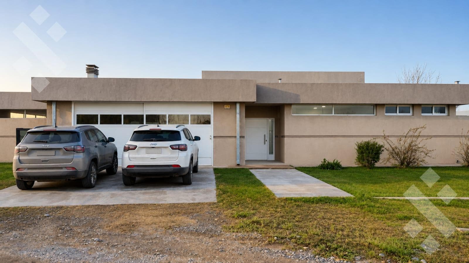 4-Bedroom House for Sale in the La Falda Neighborhood