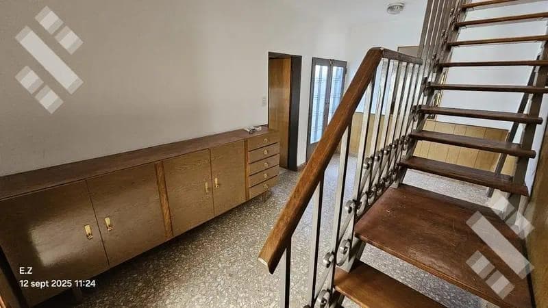 House for Sale on Miguel A. Camino Street, around number 400 - Neuquén -