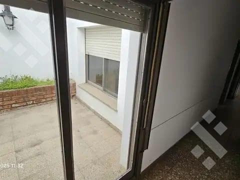 House for Sale on Miguel A. Camino Street, around number 400 - Neuquén -